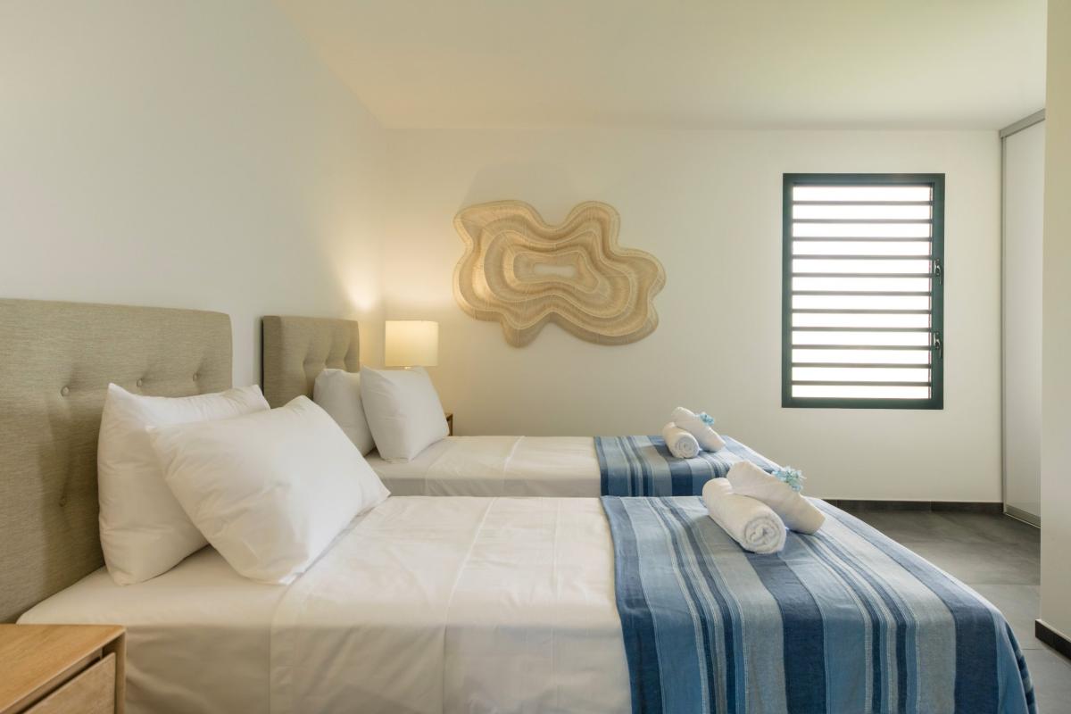 Location villa 4 chambres 8 couchages - côté entrée chambre 4 bis